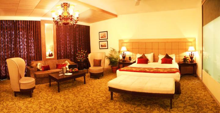 Hotel Centre Point Nagpur Exteriör bild