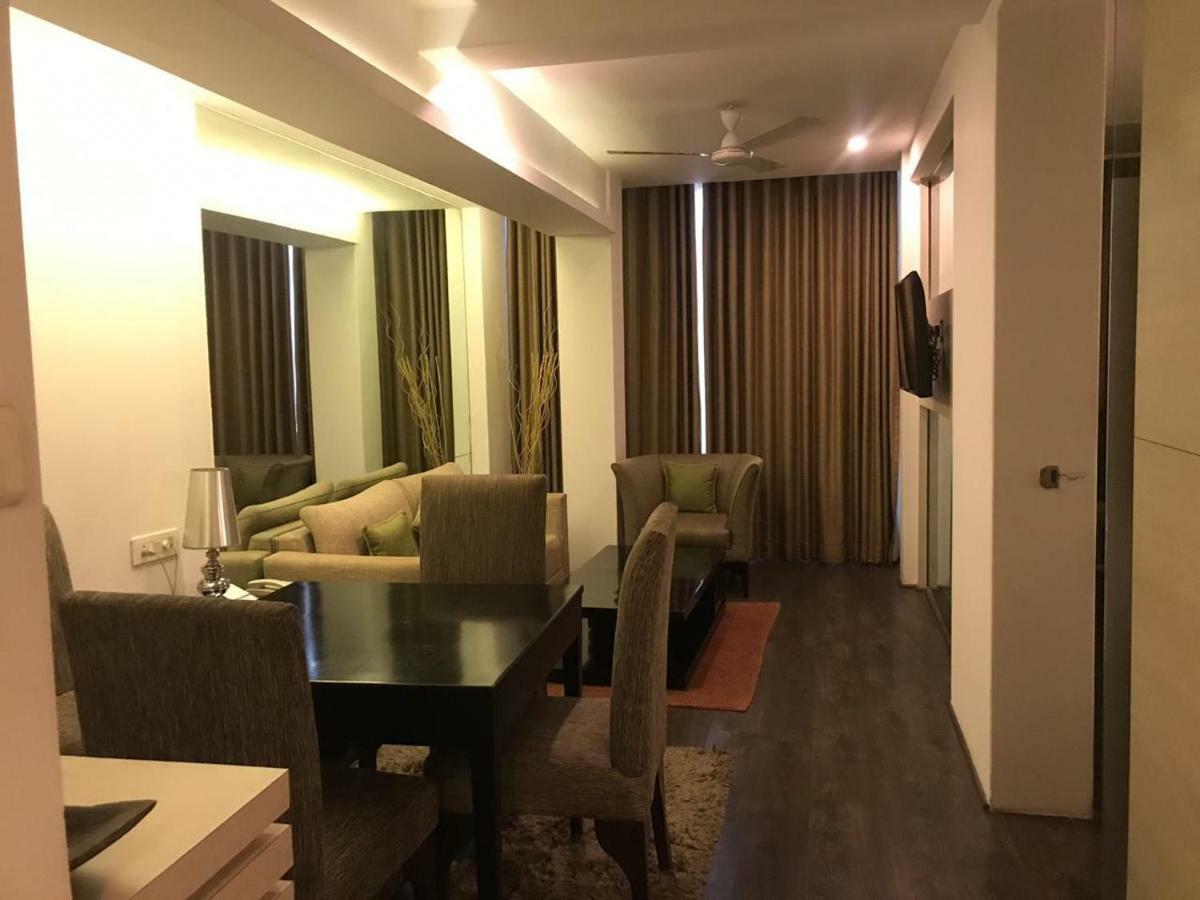 Hotel Centre Point Nagpur Exteriör bild
